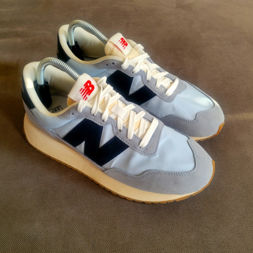 New Balance Gray and Black Athletic Shoes